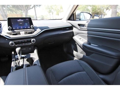 New 2025 Nissan Altima 2.5 S image 8