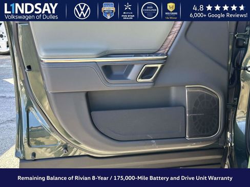 Used 2022 Rivian R1T Adventure image 9
