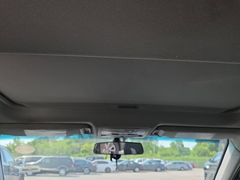Used 2017 Toyota Camry XSE w/ Moonroof Package FWD image 6