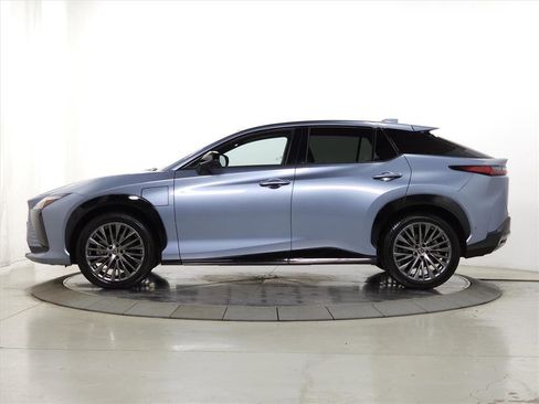 Used 2023 Lexus RZ 450e Premium w/ Cold Area Package image 5