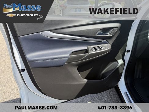 Certified 2023 Chevrolet Bolt EUV LT w/ Convenience Package FWD image 16