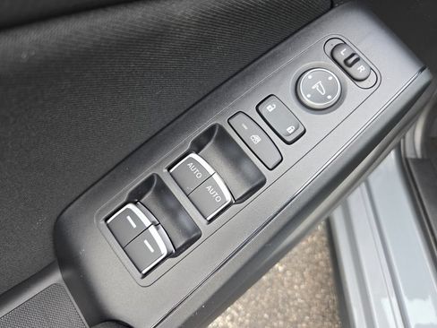 Certified 2025 Honda Civic Sport image 33