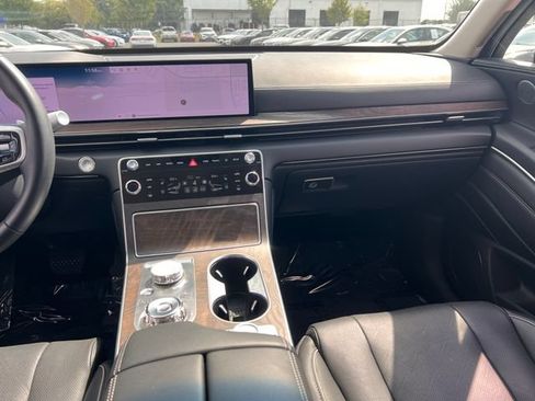 Used 2025 Genesis GV80 3.5T Advanced AWD/4WD image 15
