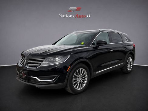 Used 2017 Lincoln MKX Select w/ Select Plus Package FWD image 1