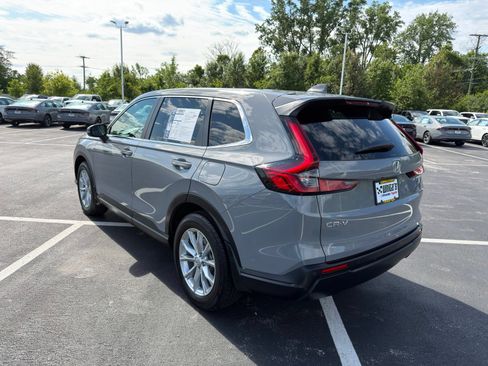 Used 2025 Honda CR-V EX-L image 4
