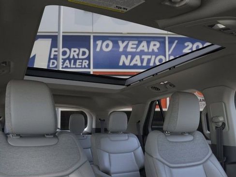 New 2026 Ford Explorer Active image 22