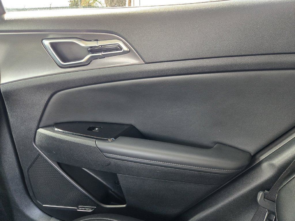 Used 2023 Kia Sportage SX FWD image 12