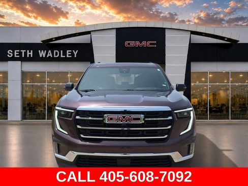 Used 2026 GMC Acadia Elevation w/ Elevation Premium Package AWD/4WD image 2