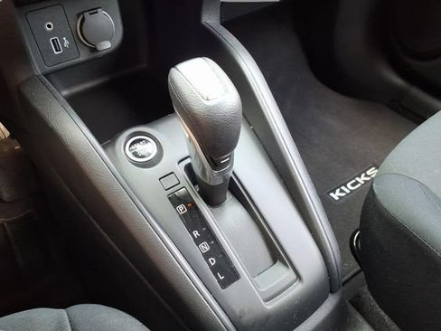 Certified 2025 Nissan Kicks Play S FWD image 25