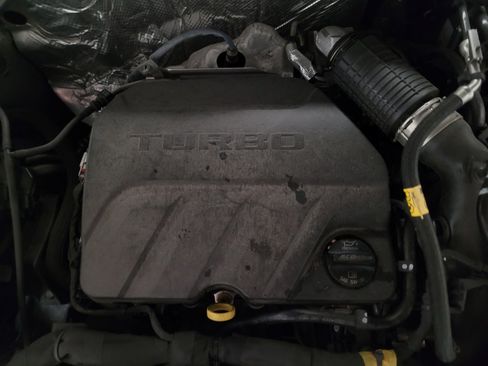 Used 2024 Chevrolet Trax LT FWD image 30