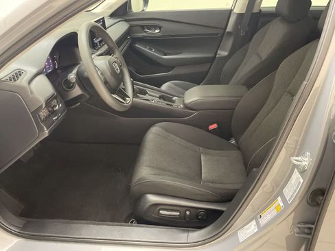 Certified 2025 Honda Accord SE image 18