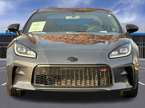 Used 2023 Toyota GR86 Premium image 9