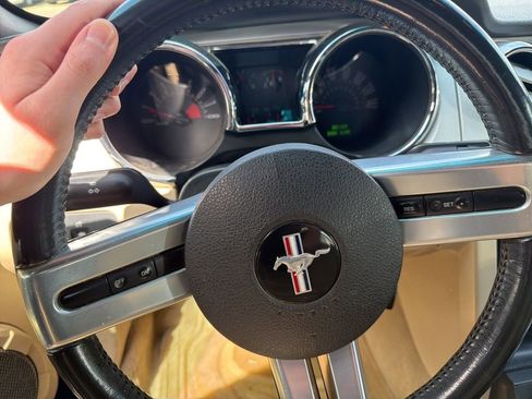 Used 2006 Ford Mustang GT Premium image 16