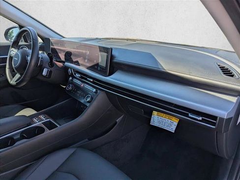 Certified 2025 Hyundai Sonata Limited FWD image 27