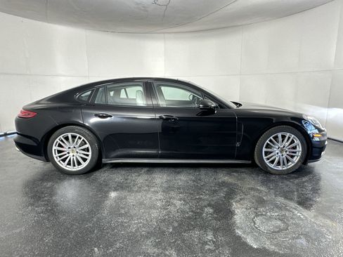Used 2018 Porsche Panamera 4 image 13