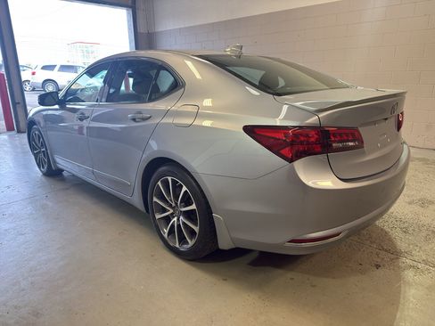 Used 2015 Acura TLX V6 SH-AWD w/ Technology Pkg image 5