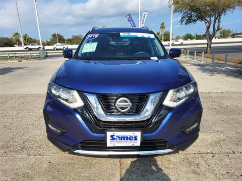 Used 2019 Nissan Rogue SL w/ Premium Package image 21
