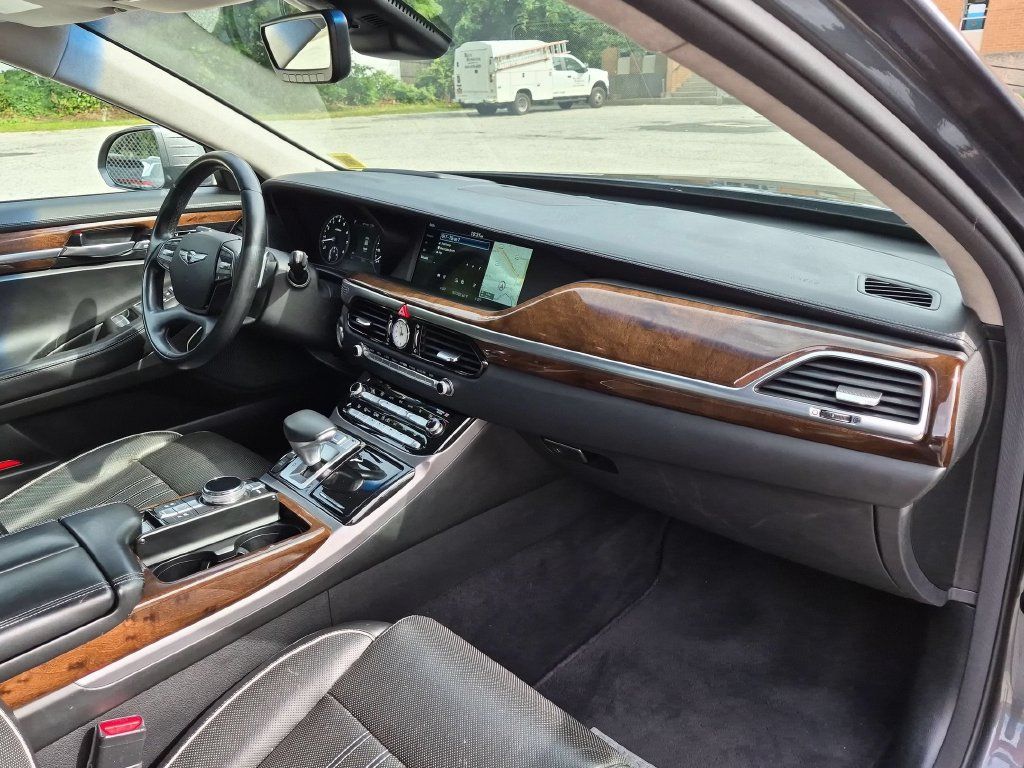 Used 2017 Genesis G90 5.0 Ultimate AWD/4WD image 30