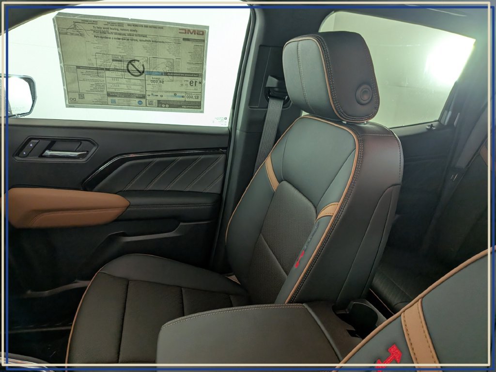 New 2026 GMC Canyon AT4 w/ Technology Plus Package AWD/4WD image 27