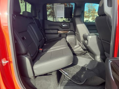 Used 2020 Chevrolet Silverado 1500 LT Trail Boss image 18