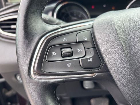 Used 2021 Buick Encore GX Essence w/ Experience Buick Package image 17