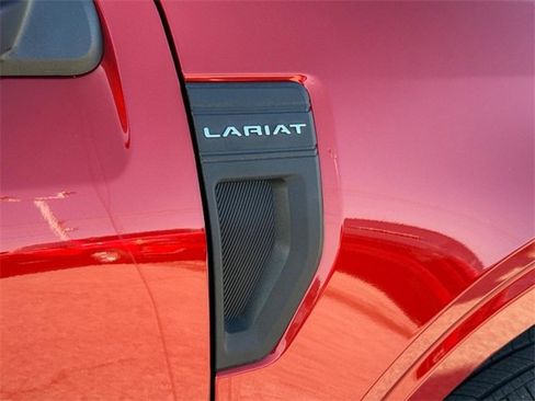 Used 2024 Ford Maverick Lariat w/ 4K Tow Package image 7
