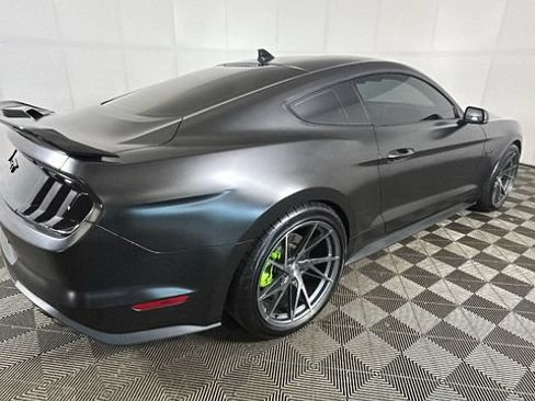 Used 2022 Ford Mustang GT Premium w/ Equipment Group 401A RWD image 2
