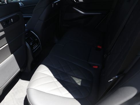 Used 2026 BMW X5 sDrive40i RWD image 35