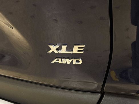 Used 2024 Toyota RAV4 XLE AWD/4WD image 26