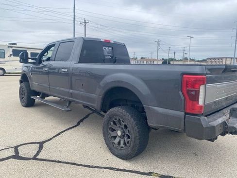 Used 2017 Ford F250 Platinum w/ FX4 Off-Road Package AWD/4WD image 12