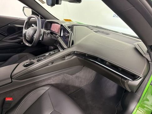 Used 2026 Chevrolet Corvette Z06 w/ Stealth Interior Trim Package RWD image 18