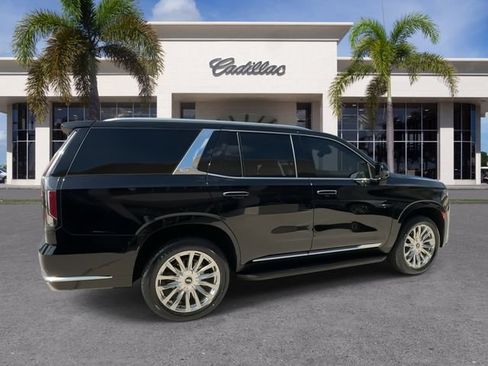 Certified 2021 Cadillac Escalade Premium Luxury RWD image 15