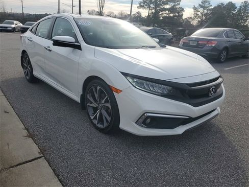Used 2020 Honda Civic Touring image 3