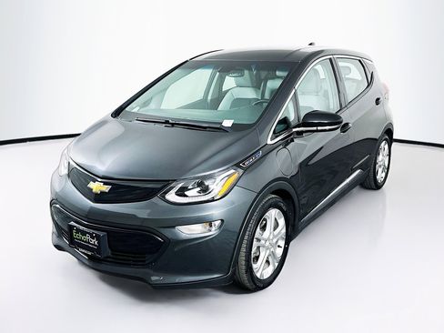 Used 2017 Chevrolet Bolt LT FWD image 3