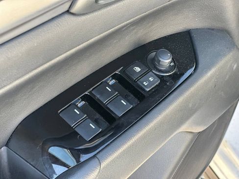 Used 2024 MAZDA CX-5 AWD 2.5 S w/ Preferred Package image 16