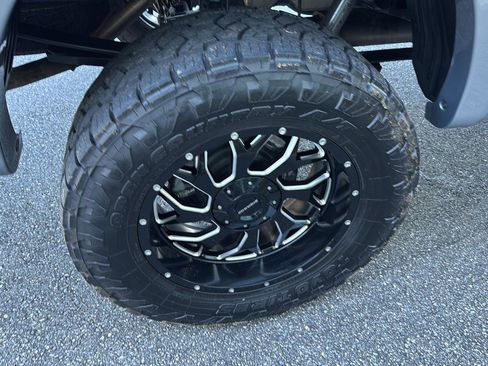 Used 2024 Ford F150 XLT w/ Equipment Group 302A MID image 32