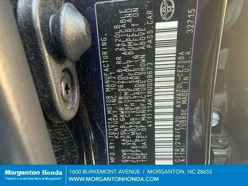 Used 2022 Toyota Camry SE w/ Convenience Package FWD image 10