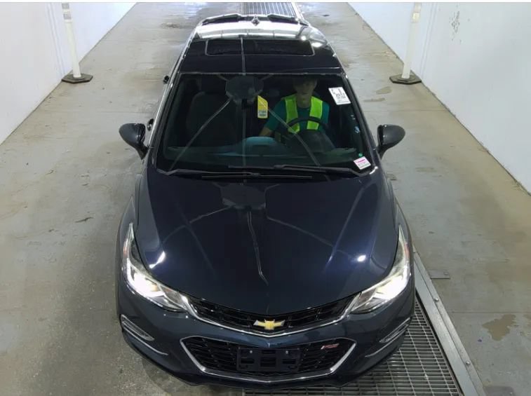 Used 2017 Chevrolet Cruze LT w/ Sun And Sound Package FWD image 3