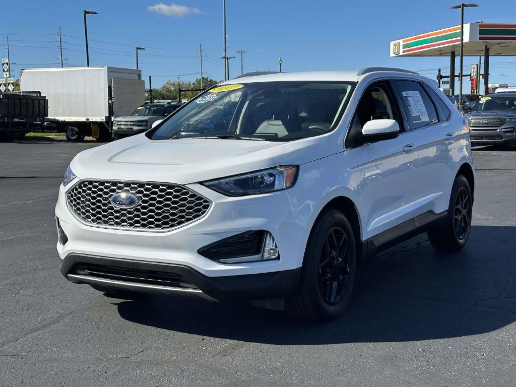 Certified 2024 Ford Edge SEL w/ Convenience Package AWD/4WD image 6