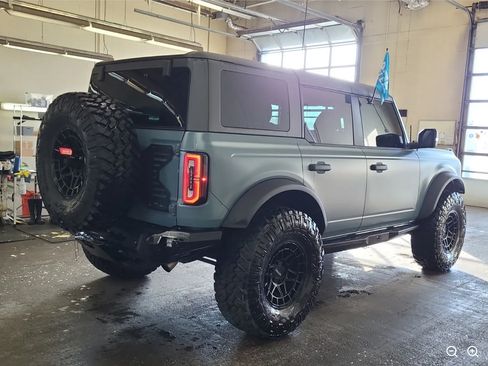 Used 2022 Ford Bronco Badlands AWD/4WD image 4