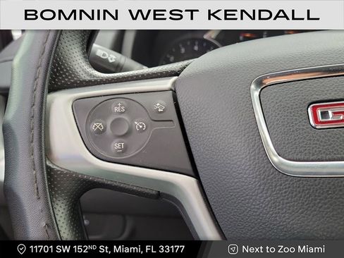 Used 2024 GMC Terrain SLE image 15