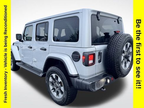 Used 2022 Jeep Wrangler Unlimited Sahara w/ Cold Weather Group image 3