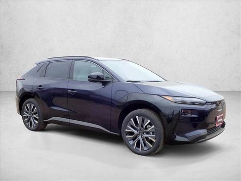 New 2026 Subaru Solterra AWD/4WD image 6