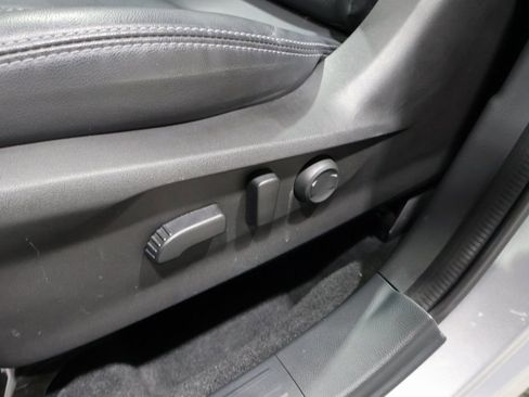 Used 2023 Subaru Forester Limited image 12