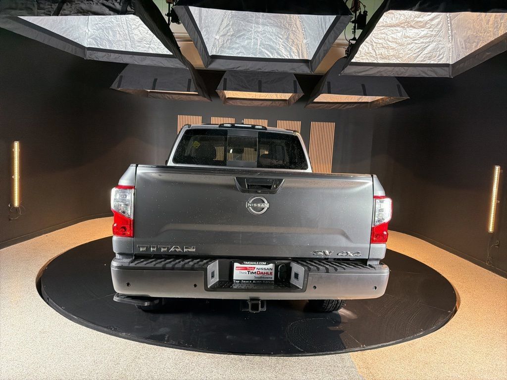 Used 2024 Nissan Titan SV w/ Accessory Utility Package AWD/4WD image 5