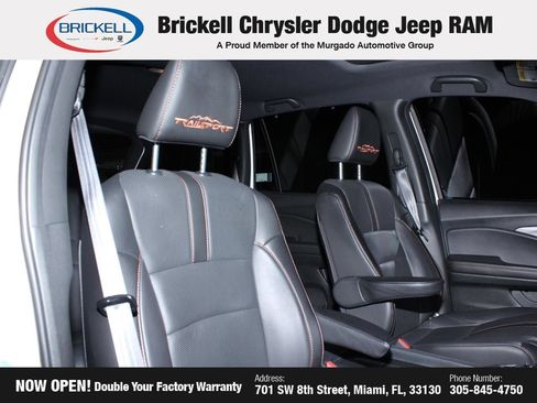 Used 2024 Nissan Pathfinder SV FWD image 22