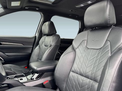 Used 2024 Kia Telluride EX X-Line image 26