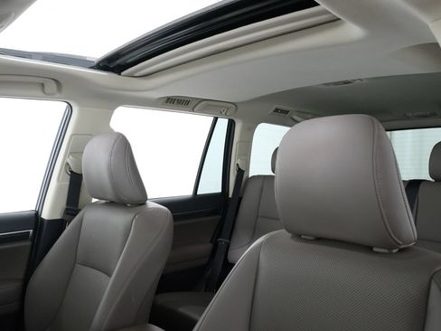 Used 2023 Lexus GX 460 Premium w/ Premium Package AWD/4WD image 29