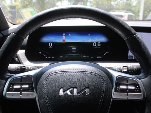 Certified 2024 Kia Telluride SX Prestige X-Line AWD/4WD image 30