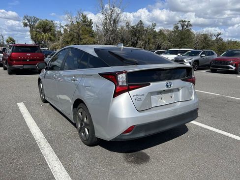 Used 2020 Toyota Prius XLE image 3